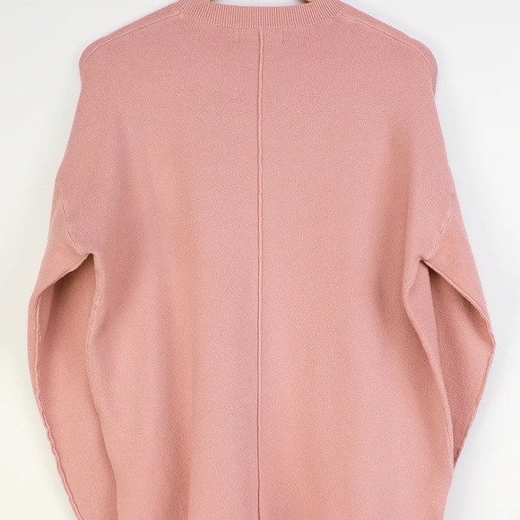 Lulu’s Sweater - Picture 5 of 6